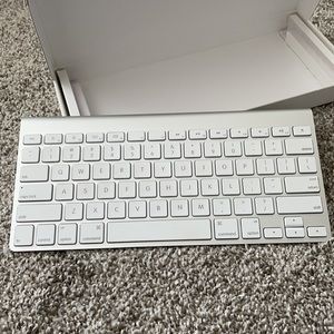 Apple Wireless Keyboard